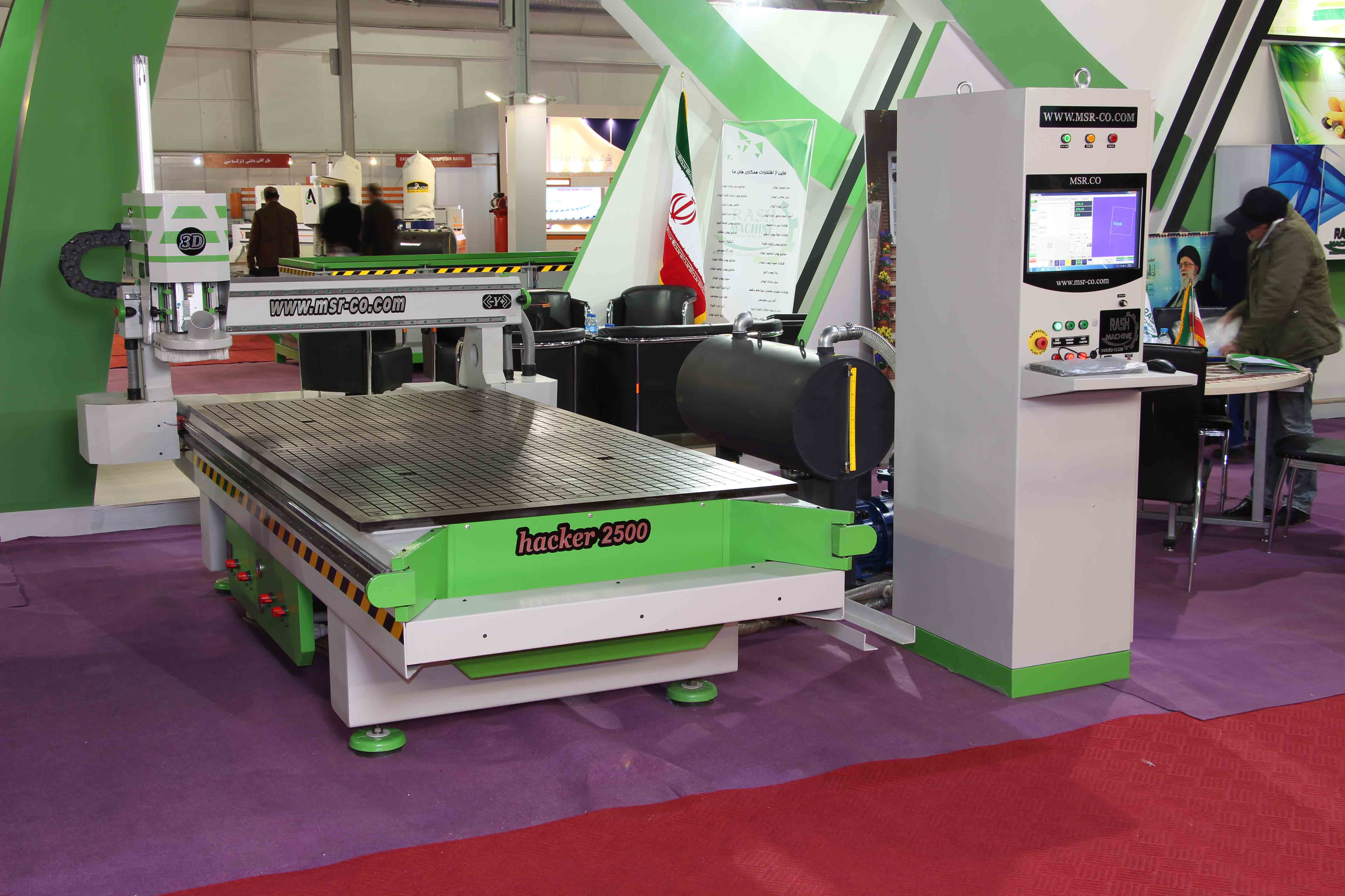 صغير ثلاثة محاور آلة التصنيع باستخدام الحاسب الآلي بوابة القراصنة 2500